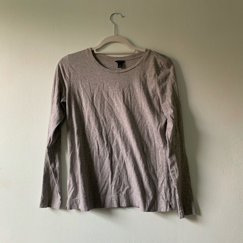 Ann Taylor plain gray long sleeve